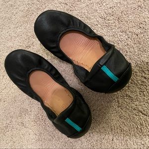 Tieks women’s size 6 matte black leather flats worn 3 times like new condition
